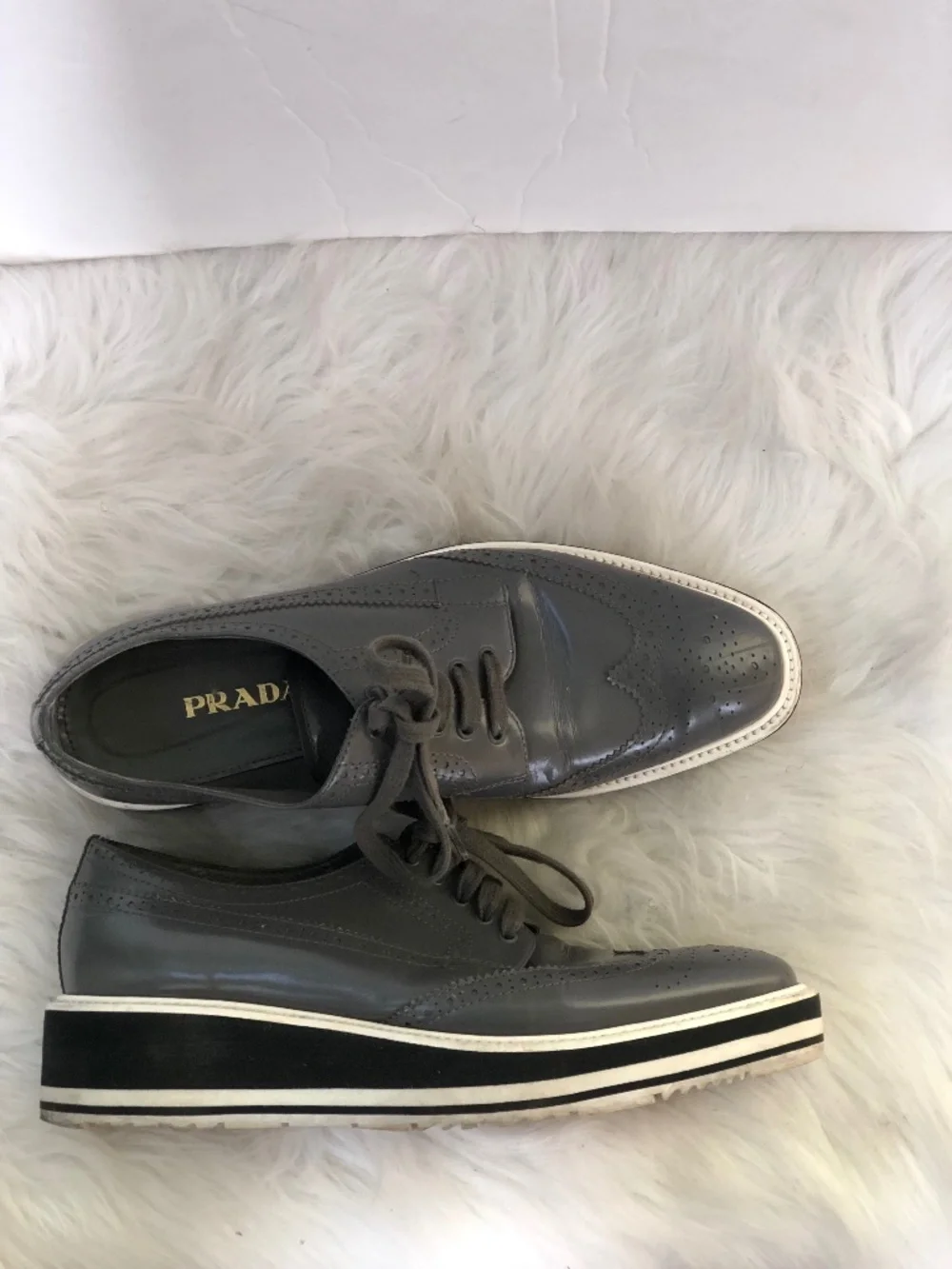 Prada Grey Leather Wingtip Platform Oxford Derby Shoes Size 40 COA